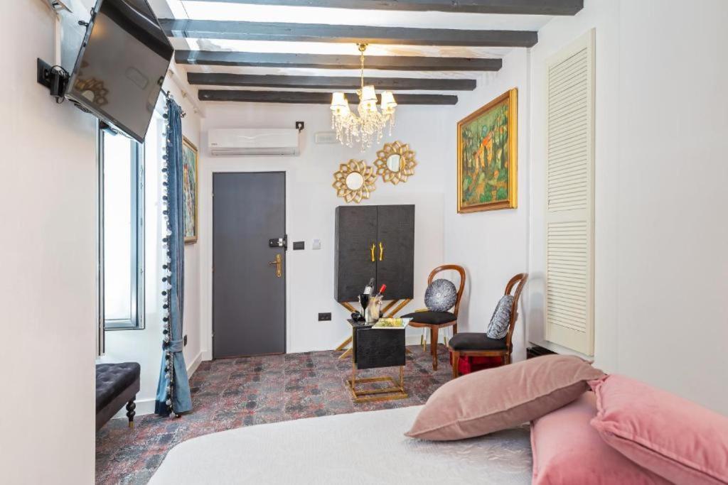 Shanti Apartment *