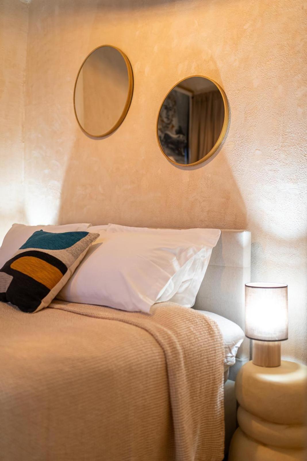 Shanti Apartment